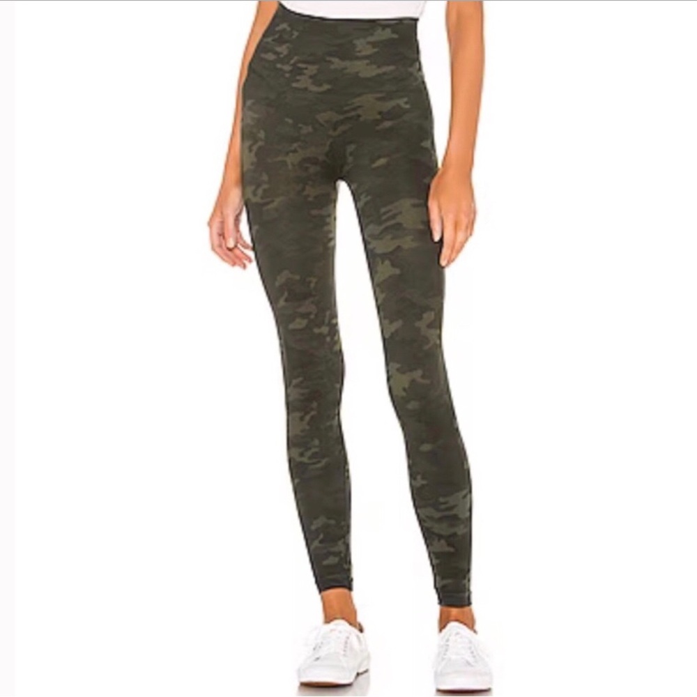 SPANX Green Camo Look at Me Now Leggings M